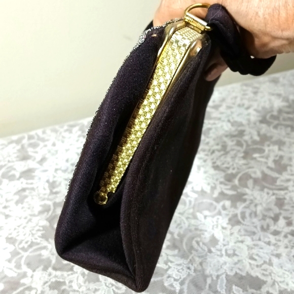 Antique Cute Lady's Handbag Embroidered Floral Beautiful Black and Silver Bag. - Picture 12 of 15